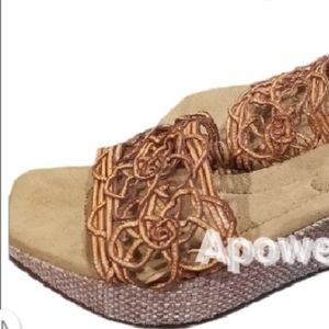 Dr. Scholl’s square Toed Floral Wedge sandals